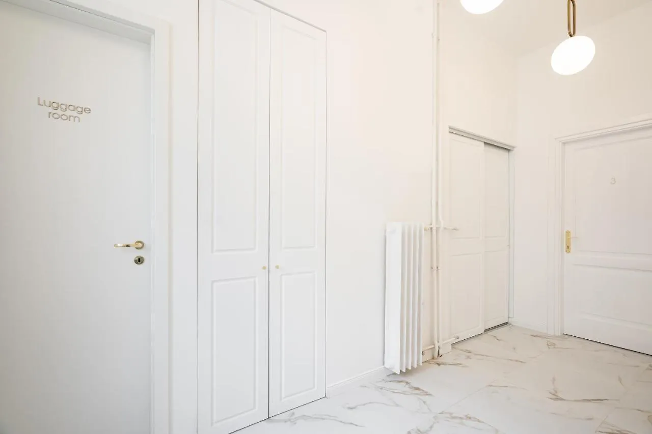 E13 - Grand Boulevard Heritage Suite - Best Location By Bqa Budapest 0*,