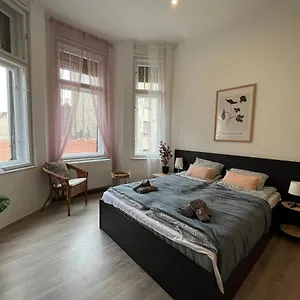D58 In The Center Apartment
