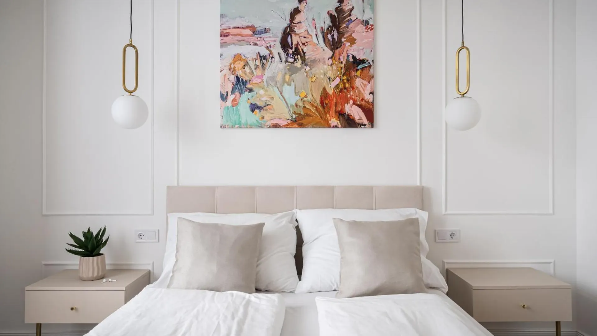 E13 - Grand Boulevard Heritage Suite - Best Location By Bqa Budapest Ungheria